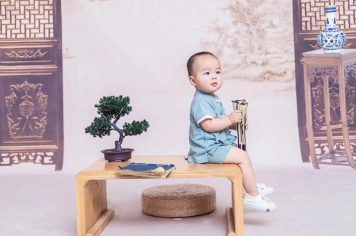 广饶宝宝几个月可以笑出声